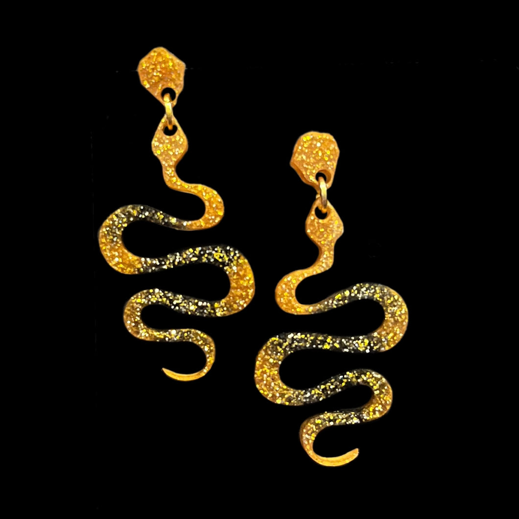 Hanging Snake Earrings-BlkGd