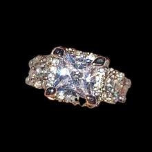 Load image into Gallery viewer, Gorgeous Princess Cut Engagement Ring
